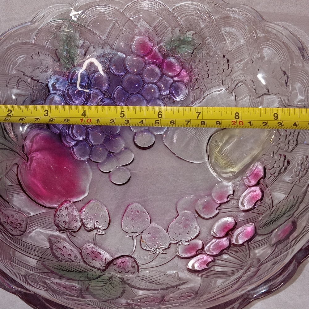 Studio Nova crystal clear Glass 12" round center piece fruit bowl